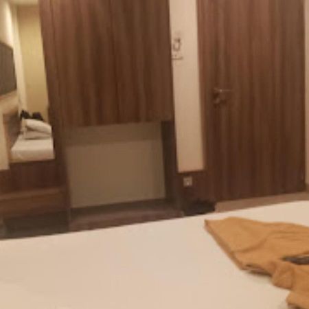 Hotel Jaltarang Kalmath Kankavali Luaran gambar