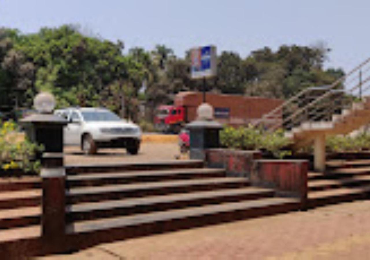 Hotel Jaltarang Kalmath Kankavali Luaran gambar