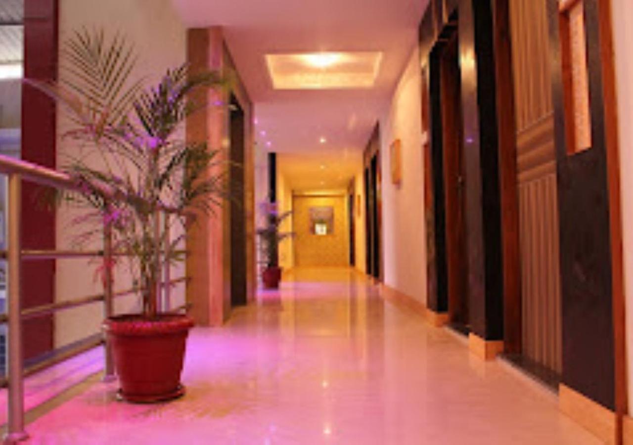 Hotel Jaltarang Kalmath Kankavali Luaran gambar